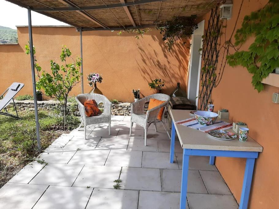 T.Belle Vue Panoramique Au Coeur Du Luberon 40M2 + Pergola . Jardin. P Apartamento Apt Exterior foto